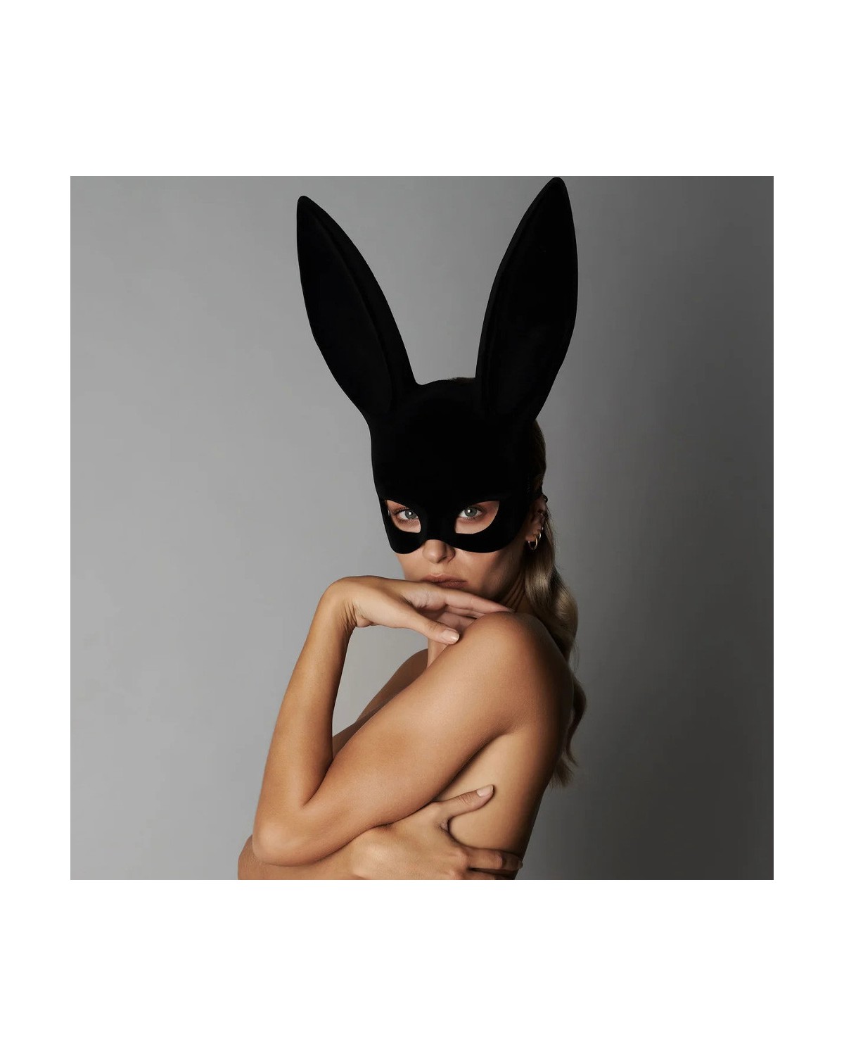 Masque_Lapin_Velours_Pompon_Les_Fetiches_Maison_Close
