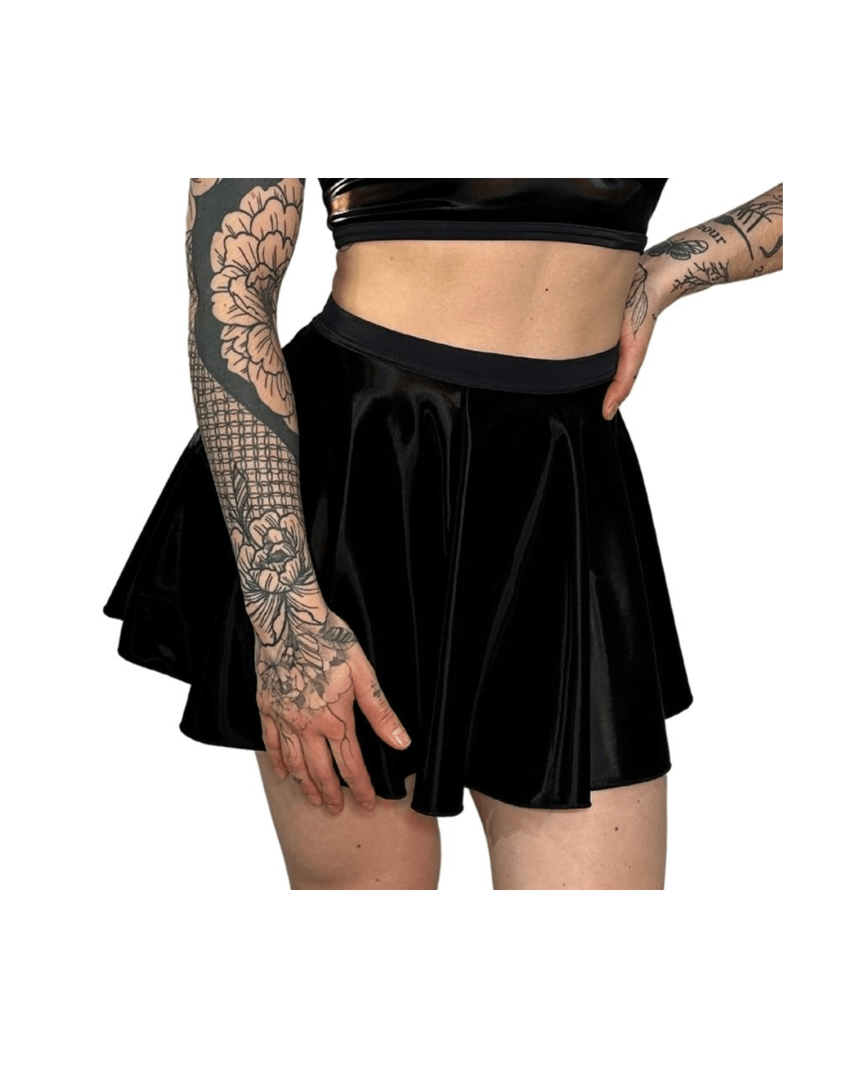 Jupe_Courte_Evasee_Effet_Velours_Satine_Collection_Exclusive_Paradise_Boutik