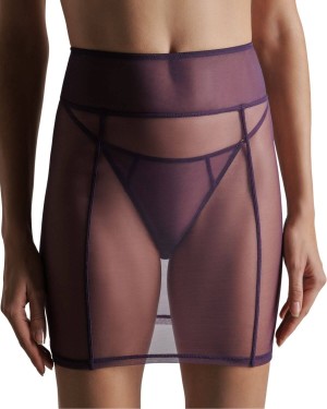 jupe-porte-jarretelles-amoureuse-maison-close