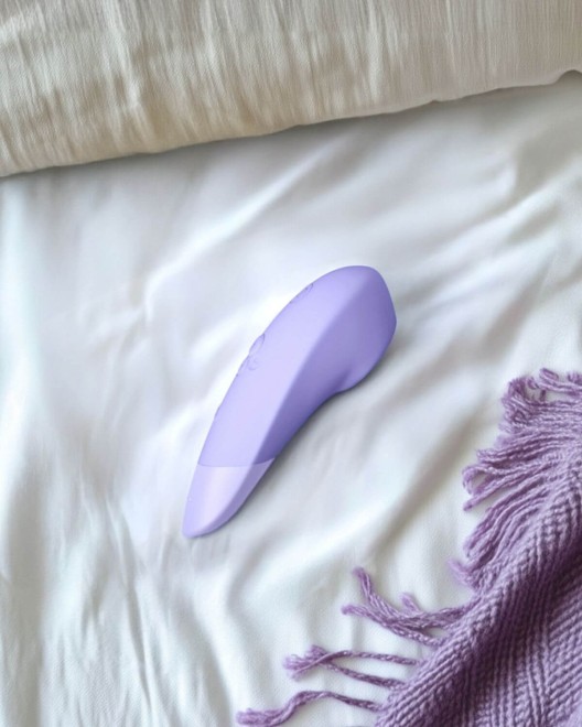 stimulateur-clitoridien-womanizer-enhance-lilas