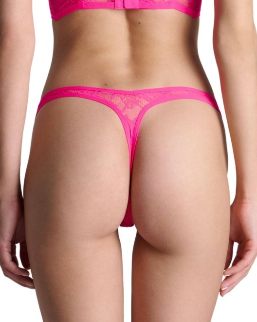 tanga-flashback-rose-maison-close