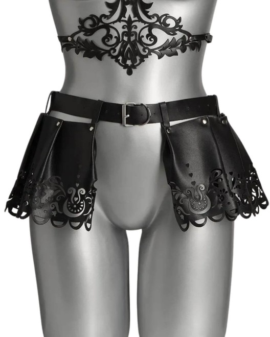 mini-jupe-cuir-jarretelles-lilly-voyeurx