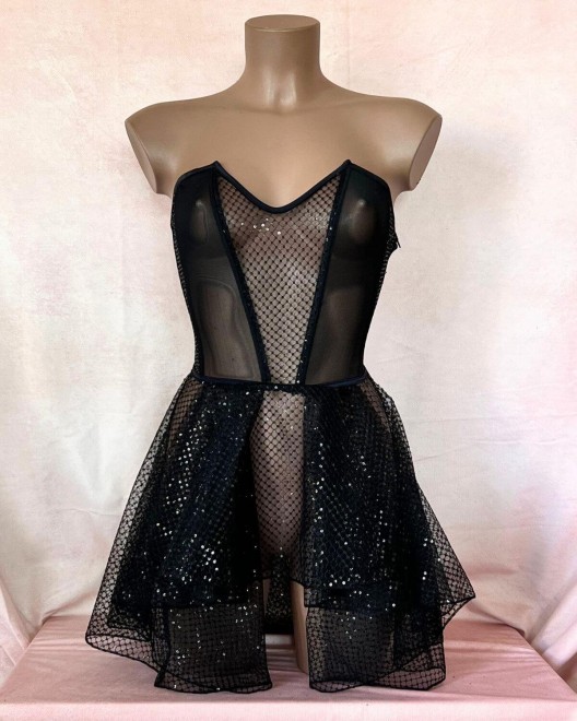 robe-bustier-transparente-sequins-outx-3