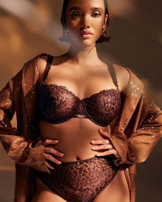 soutien-gorge-corbeille-crazy-in-love-satin-brown-aubade-lingerie-10