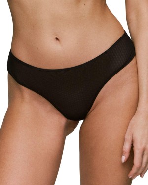string-chalmers-sarda-lingerie-1