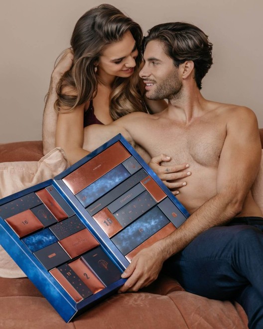 calendrier-de-avent-erotique-2025-naughty-and-nice-loveboxxx-couple-6
