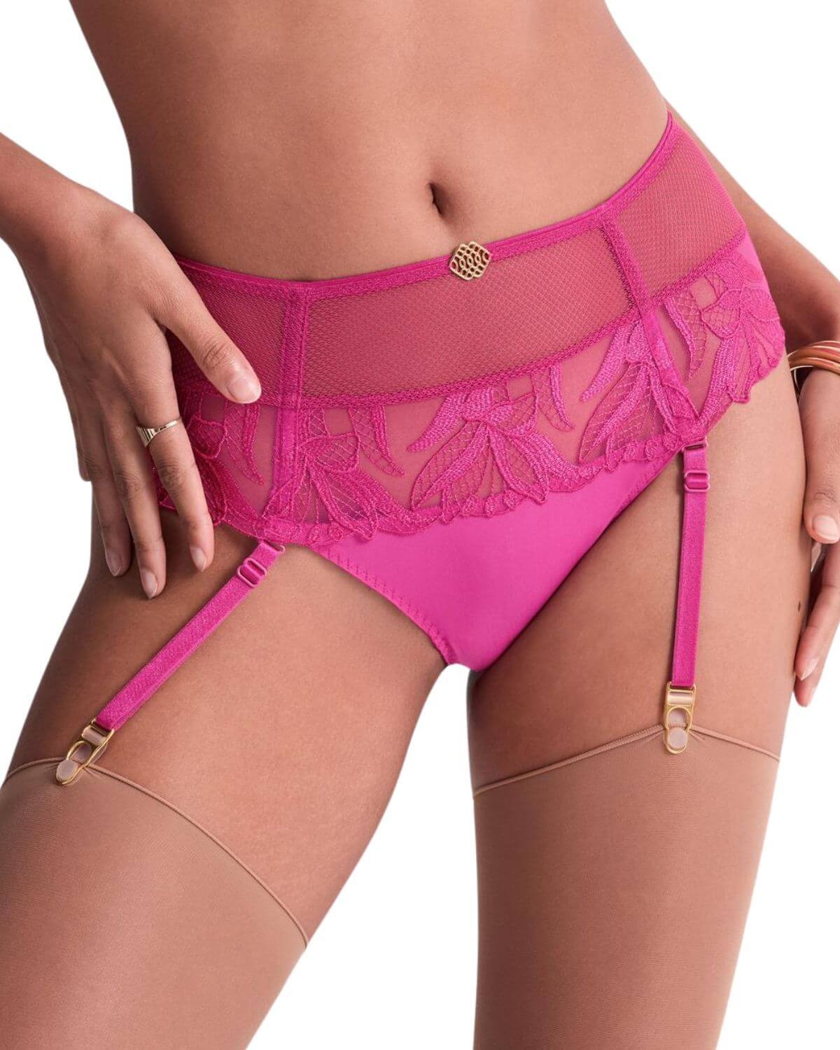 tanga porte-jarretelles Sweet Euphoria, Aubade Lingerie, fuchsia, zoom de face, sur fond blanc