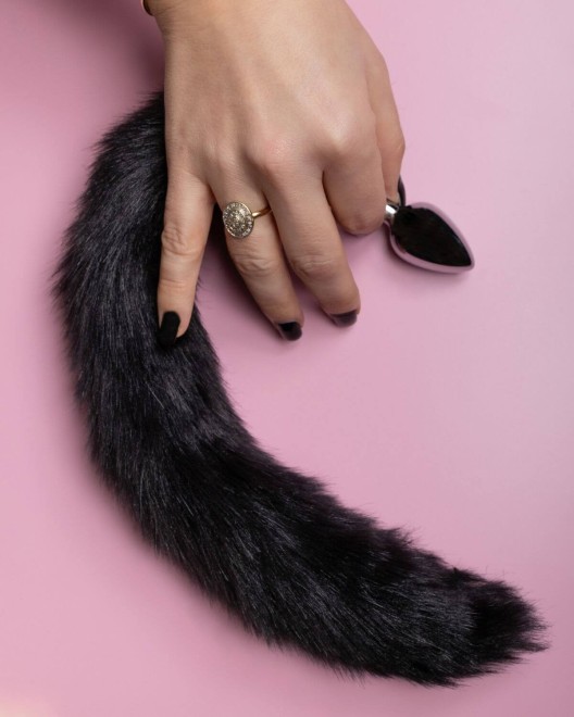 mini-plug-queue-de-renard-captive-noir