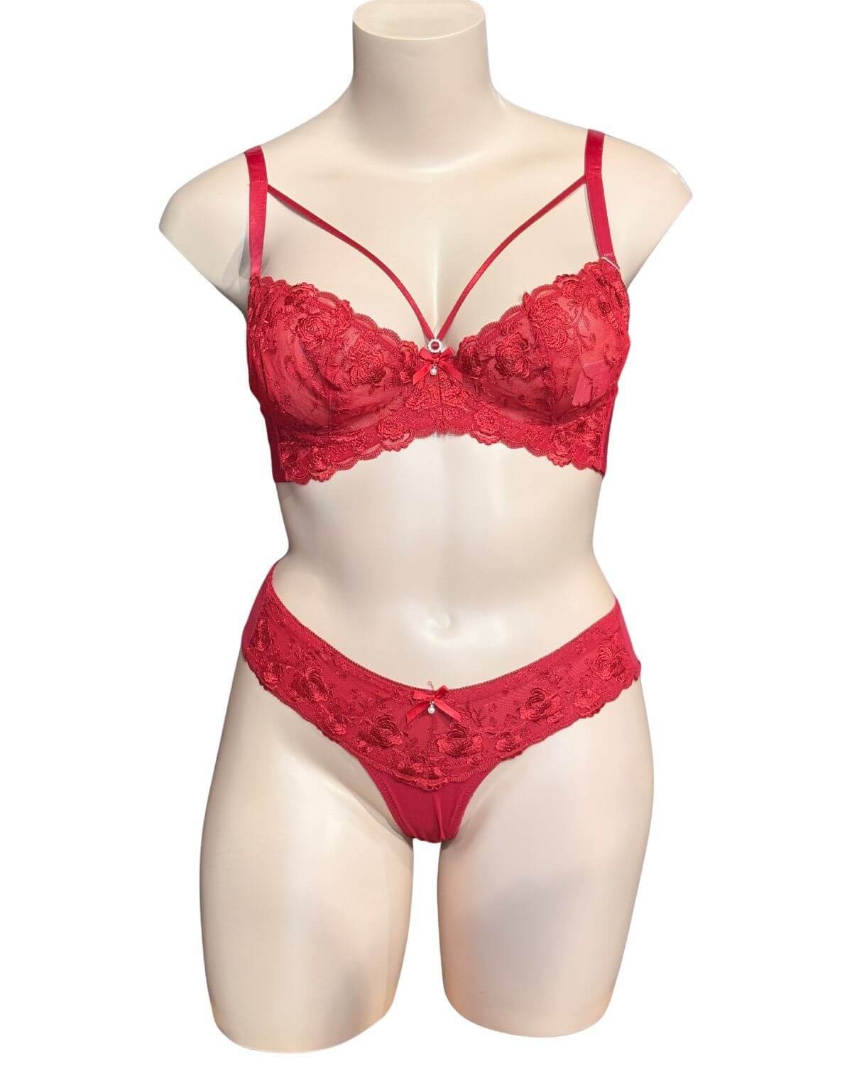 ensemble sexy en dentelle grande taille, rouge, collection Paradise Boutik, vue devant