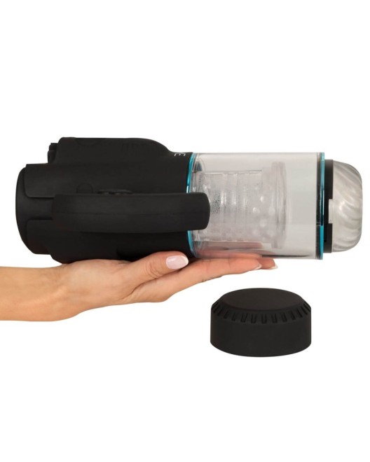 masturbateur automatique pour homme 4-en-1, Wyne, dans une main