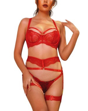 soutien-gorge, porte-jarretelles, string et jarretières en dentelle rouge, devant
