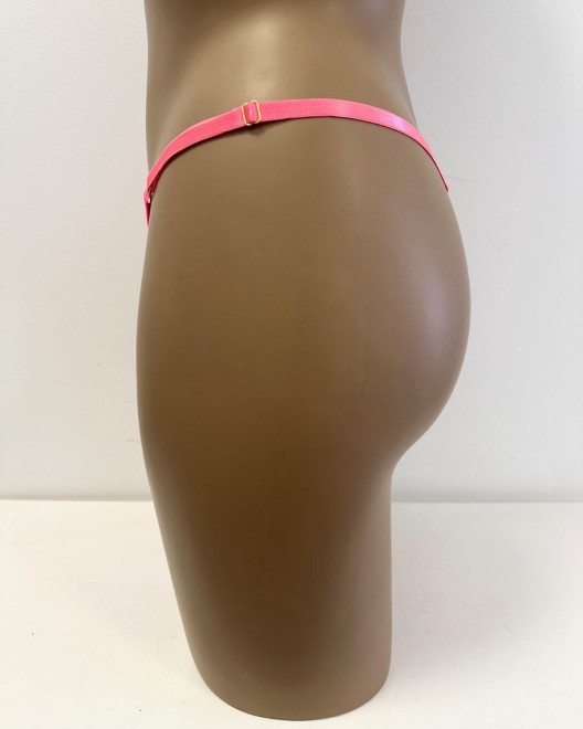 string ficelle transparent, rose, Paradise Boutik, sur mannequin, vue de profil