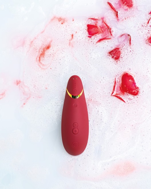 womanizer premium 2, stimulateur clitoridien air pulsé, rouge, vue de face
