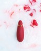 womanizer premium 2, stimulateur clitoridien air pulsé, rouge, vue de face