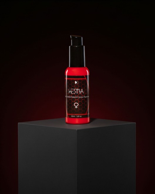 Gel raffermissant pour femme Hestias, présentation porduit photo studio