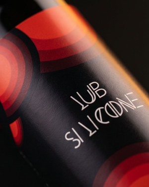 Zoom sur l'étiquette du Lubrifiant silicone
