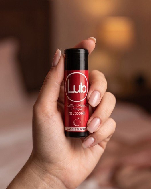 photo produit, lubrifiant, LUB, 30ml, petit format, main