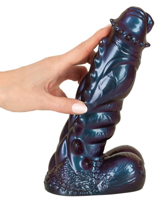 gode fantaisie Tech-zilla bang, Beasty Cocks, main