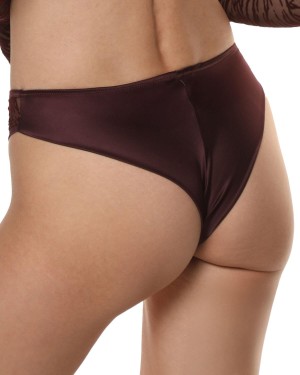 string brésilien bordeaux, collection Nuits de velours, Prelude lingerie, zoom de dos
